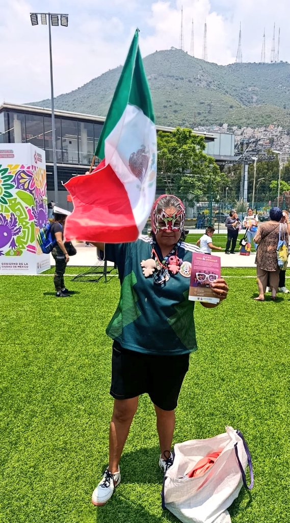 PDHCDMX's tweet photo. También seguimos con ambiente festivo mundialista y de derechos humanos en nuestros puntos habituales todos los días del #mundial2026
🥅 Deportivo Meyehualco, #Iztapalapa
🥅 Deportivo Campos Revolución, #GAM
🥅 Deportivo Xochimilco, #Xochimilco
🥅 Parque Tezozómoc, #Azcapotzalco
Porque el fútbol nos une ¡pero la prevención nos fortalece! 🌎

🧵 2/2