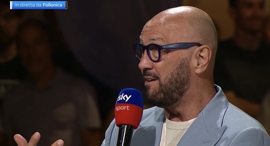 90ordnasselA's tweet photo. “Oggi il campionato italiano per comprare un giocatore deve spendere 50 milioni per un esterno giovane promettente che ha fatto un anno in Serie A, mi sembra una cifra eccessiva rispetto a quello che è il resto”
#Zenga
“50 milioni non sono tanti per un giocatore come Palestra che è sopra la media”
#Minotti
