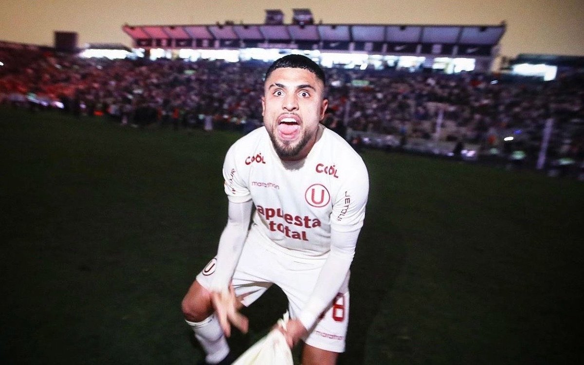 ElDoggos's tweet photo. @ElCanarioAL_20 @Universitario @Monumental_U_ @MillosFCoficial Yo solo me acuerdo de esto https://t.co/b4NGst9cxH