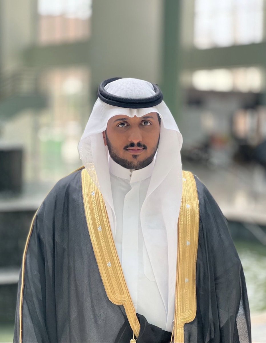 Khizy111's tweet photo. نبارك للخريج فيصل ��ن خليف بن جابر  #المخلفي حصوله على درجة ماجستير العلوم في التمريض (الإدارة والقيادة) مع مرتبة الشرف الأولى. https://t.co/j7uclyuxjA