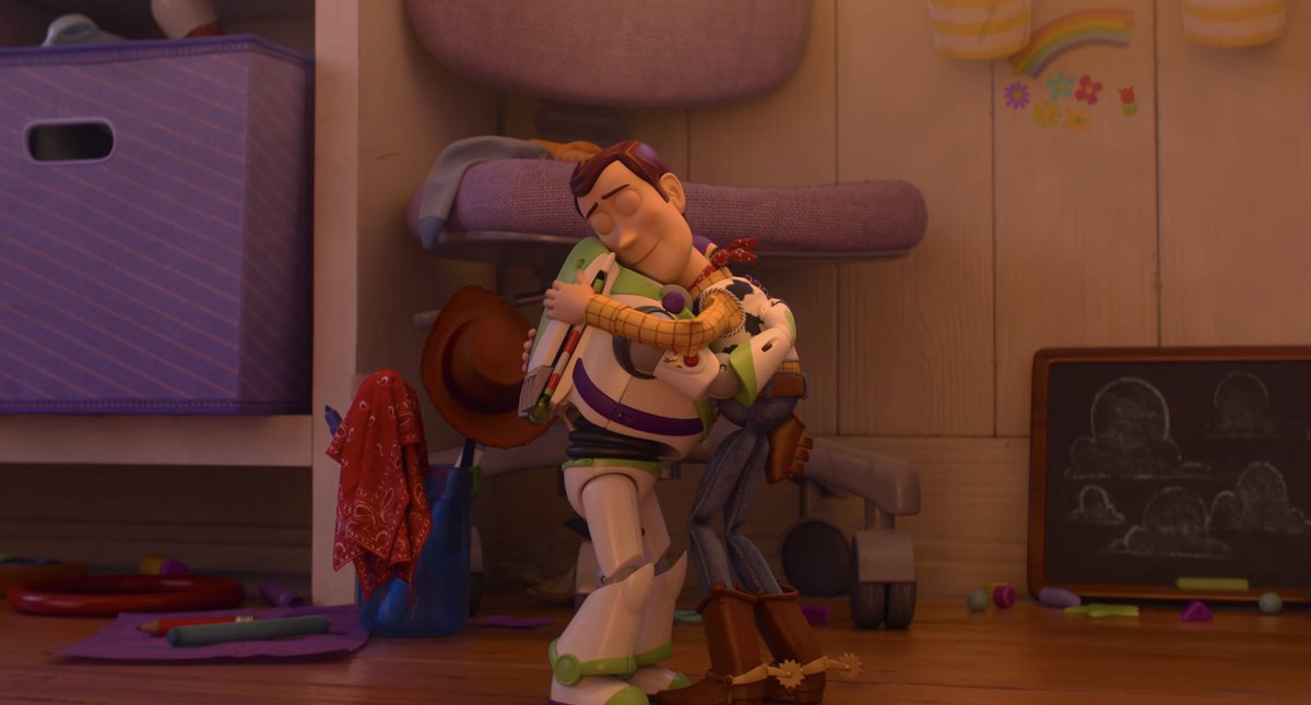 Enzo84384193's tweet photo. Vista 'Toy Story 5'

Maravillosa, emocional, nostálgica, hermosa, graciosa y asi podria estar todo el dia

Hacer a Jessie protagonista fue de las mejores decisiones en la franquicia, personajes nuevos super frescos, una historia con la que conectas enseguida y ver a Woody, Buzz y compañía siempre es algo lindo de ver

Lloro cada vez que veo cualquiera de las cuatro pelis y esta claramente no iba a ser la excepción

Hermosa ❤️‍🩹 9/10