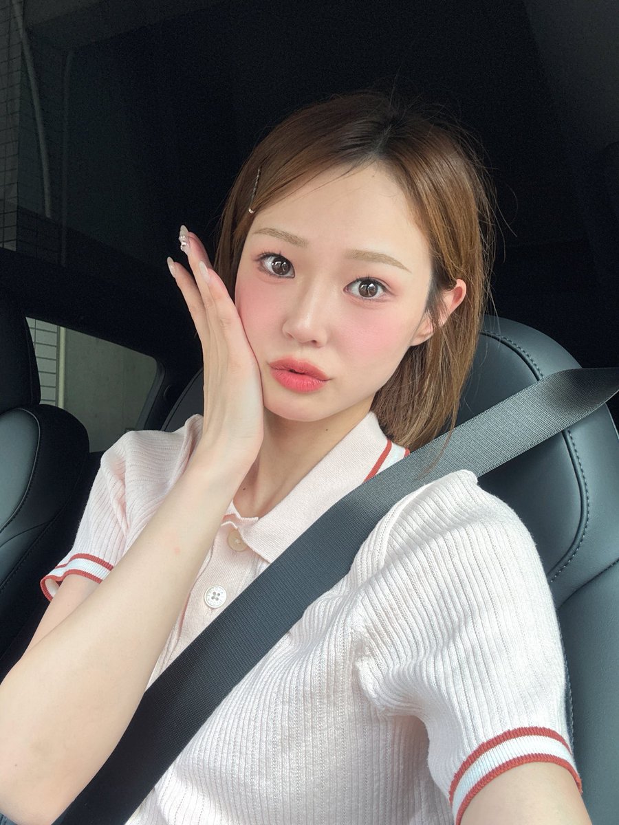 karen_du_ub's tweet photo. おはよう😼✨

今日は華金だね⤴️⭐️
#いいなと思ったらRP https://t.co/PbEiTgJMoW