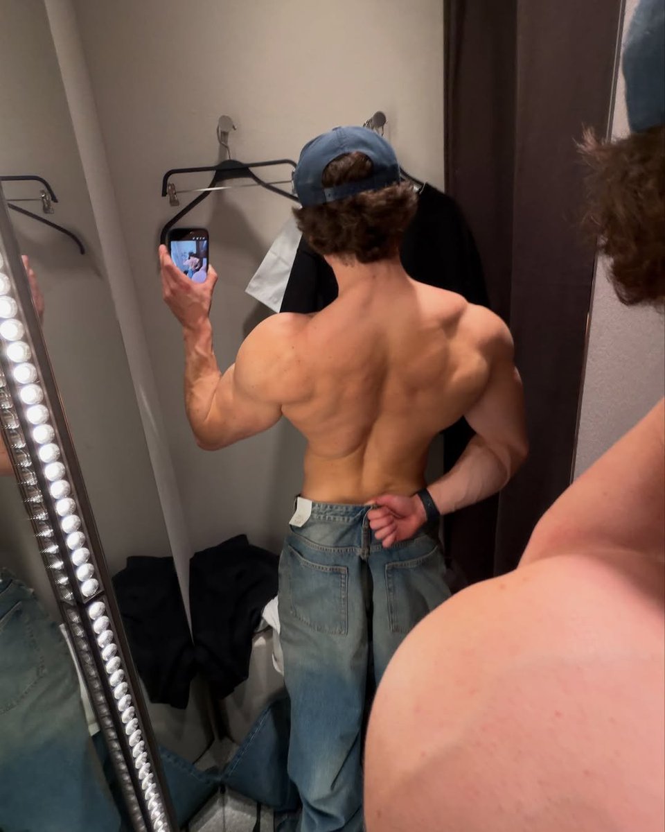 Alpha_zack1's tweet photo. $erve Alpha MEN 💪🏻 you fgg😈🤤
#Findom #Alpha #Cashmaster #bicep https://t.co/Rlkgp5emgY
