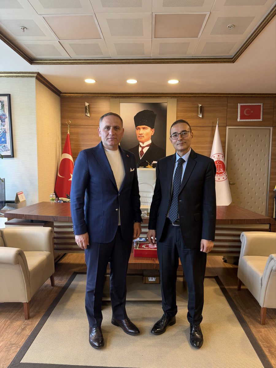 OnderAzem's tweet photo. Atılgan MUTLU üstadımızın T.c. Adalet Bakanlığı İstanbul Bölge İdare Mahkemesi Başkanlık görevine atanması sebebiyle hayırlı olsun ziyaretim.

Azem ÖNDER 
Mali Müşavir https://t.co/atPyo8movy