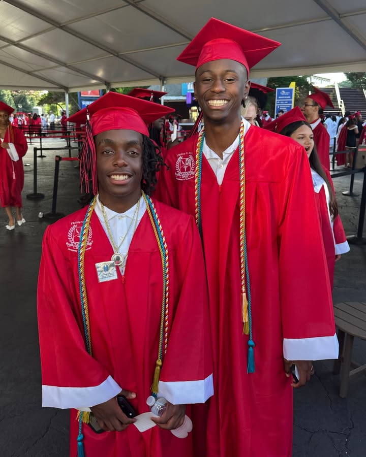 roadtohire's tweet photo. The tassels have turned, the diplomas have been earned, and the next chapter begins 🎓 

We're proud to celebrate Road to Hire High School graduates from Phillip O. Berry Academy of Technology and West Mecklenburg High School!

We're excited to see where their journeys lead next! https://t.co/ARa70Lo9BU