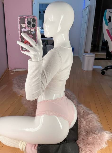 twinkslutblx1's tweet photo. iii canttt stopppnleakingngg for my mommyyy @AnaDeArmasSimp she’s so amazing and hottt and takes good care offf mee ngggh 😣 immm her wittle mannequin humperrtff

#wankbattle #wankchat https://t.co/tb5OsXjXUD