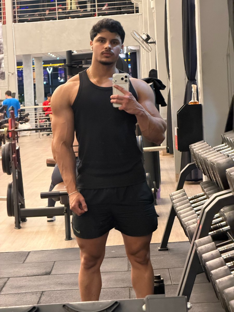 ogabslgr's tweet photo. 💪 https://t.co/NrJQPcim7u