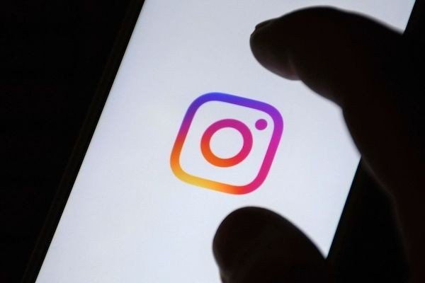 breels_tech's tweet photo. Sou hacker, me mande uma mensagem se quiser invadir qualquer conta do Instagram secretamente sem ser notado.
Carlinhos Maia
Salles
Renata Silveira https://t.co/eDtL47n9Zb