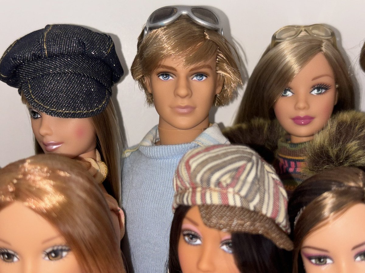 PlasticAloud's tweet photo. like, there was something in that 2008 fashion fever water https://t.co/hypZYVjzcr