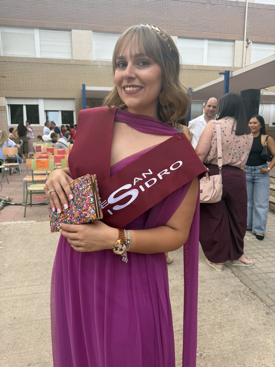 saandracreespo's tweet photo. 👩‍🎓👩‍🏫♥️ https://t.co/PMN4JUAUiC