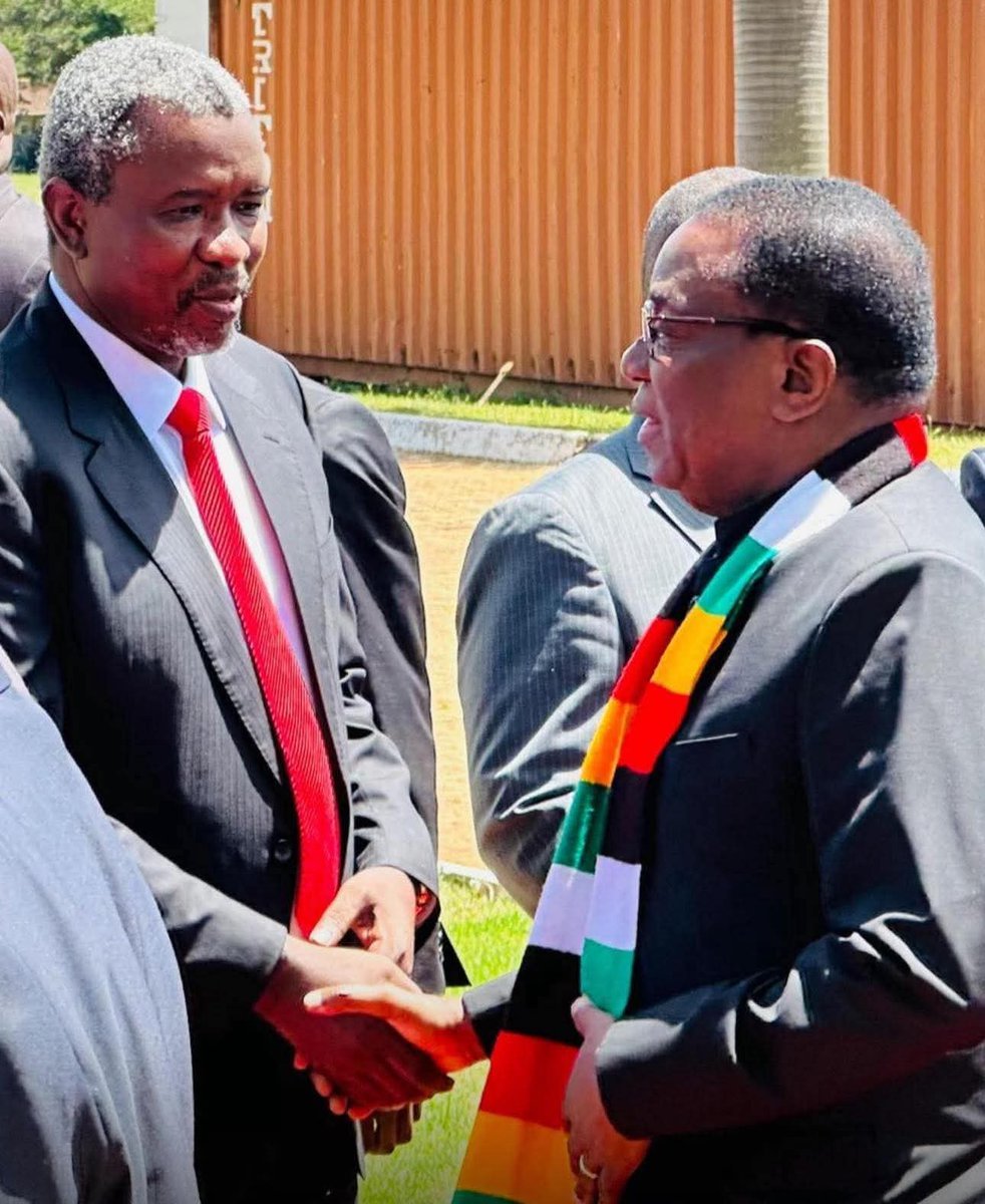 Bako_Last's tweet photo. Great nations are built not by the loudest voices, but by those willing to extend a hand, engage in dialogue, and place country above self. Zimbabwe shall prosper. https://t.co/J4MkOYnb0m