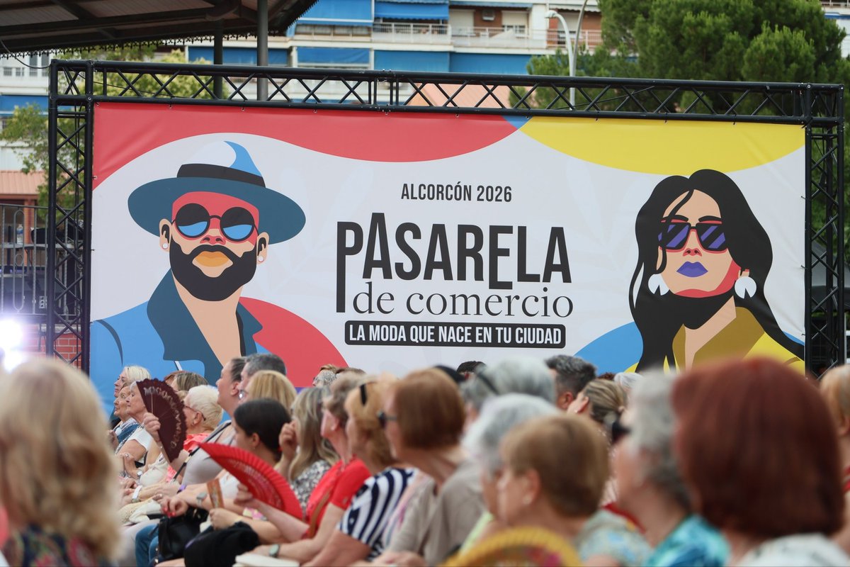 ImepeAlcorcon's tweet photo. La moda de Alcorcón ha salido hoy a la calle en la Pasarela de comercio.
Una oportunidad para conocer y apoyar al comercio local porque la calidad y variedad la tienes cerca de tu casa👏 https://t.co/oz83OOlpHS