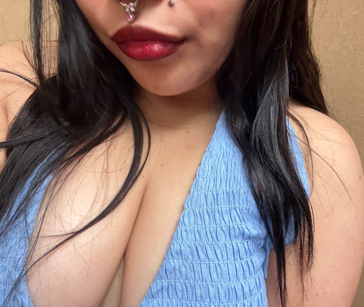milkwithanime's tweet photo. Serving a little distraction today… handle with care. 😘❤️🫶🏽 #good_ #goonette #goonfuel #sub #latina #chapina #GoodEveningX https://t.co/9qtXBfDYkl