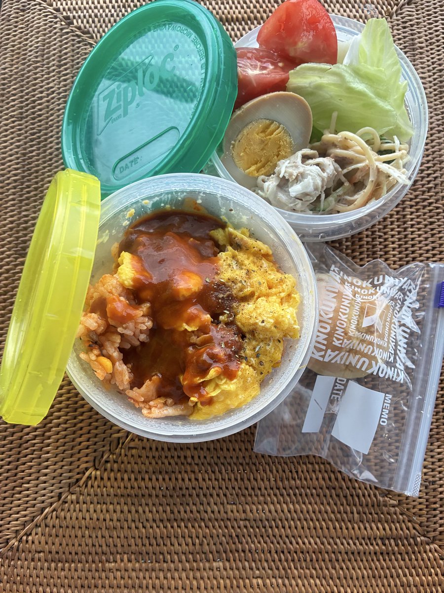 jYj2mYWdPlJld9X's tweet photo. Ziplocスクリュータイプ好き
#お弁当　#チーム早起き　#Ziploc https://t.co/rJ2QbUSXIQ