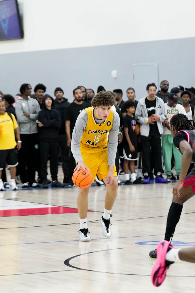 Compton_Magic's tweet photo. 6-11 Darius Wabbington @slopebasketball has picked up an offer from North Carolina
@Dariuswabb ✔️ https://t.co/A7J8NLCH5n