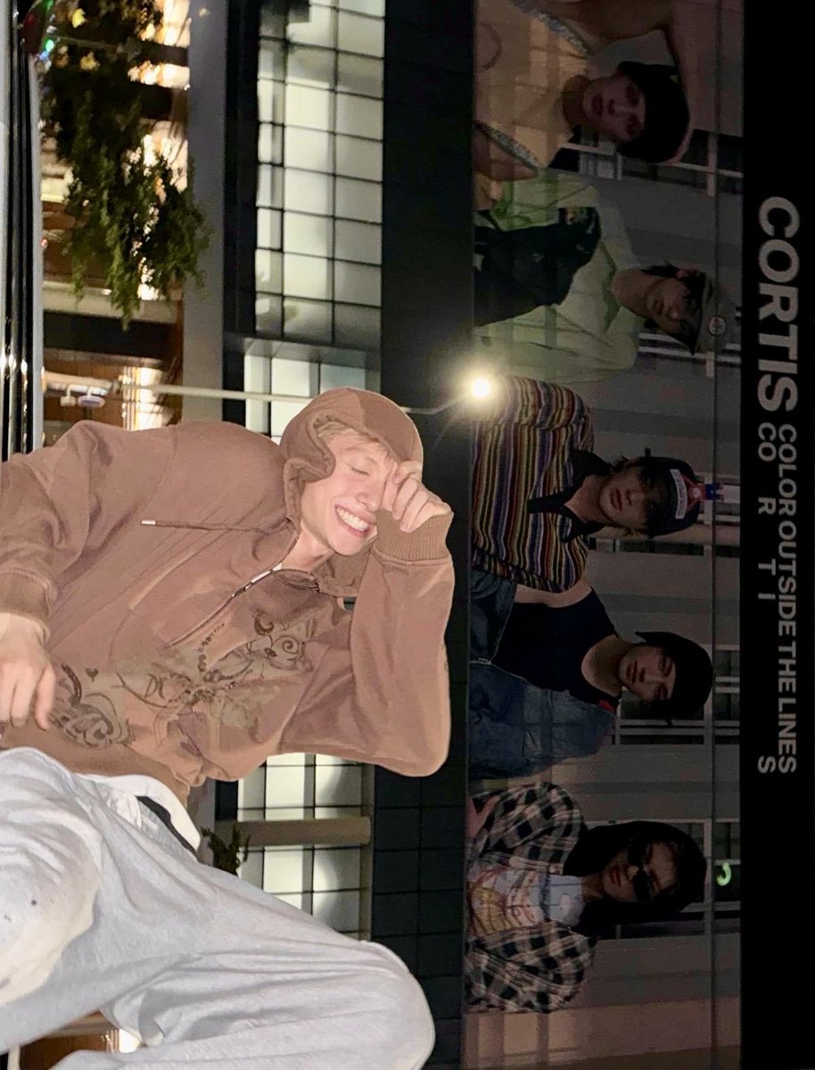 𝖒.𝖏 tweet media