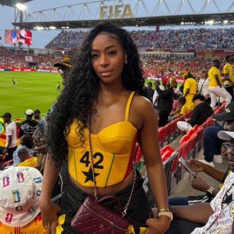TouchlineX's tweet photo. 🚨 𝗡𝗘𝗪: Antoine Semenyo and his fiancée Jordeen Buckley. ❤️🇬🇭 https://t.co/iwtdGGzbou