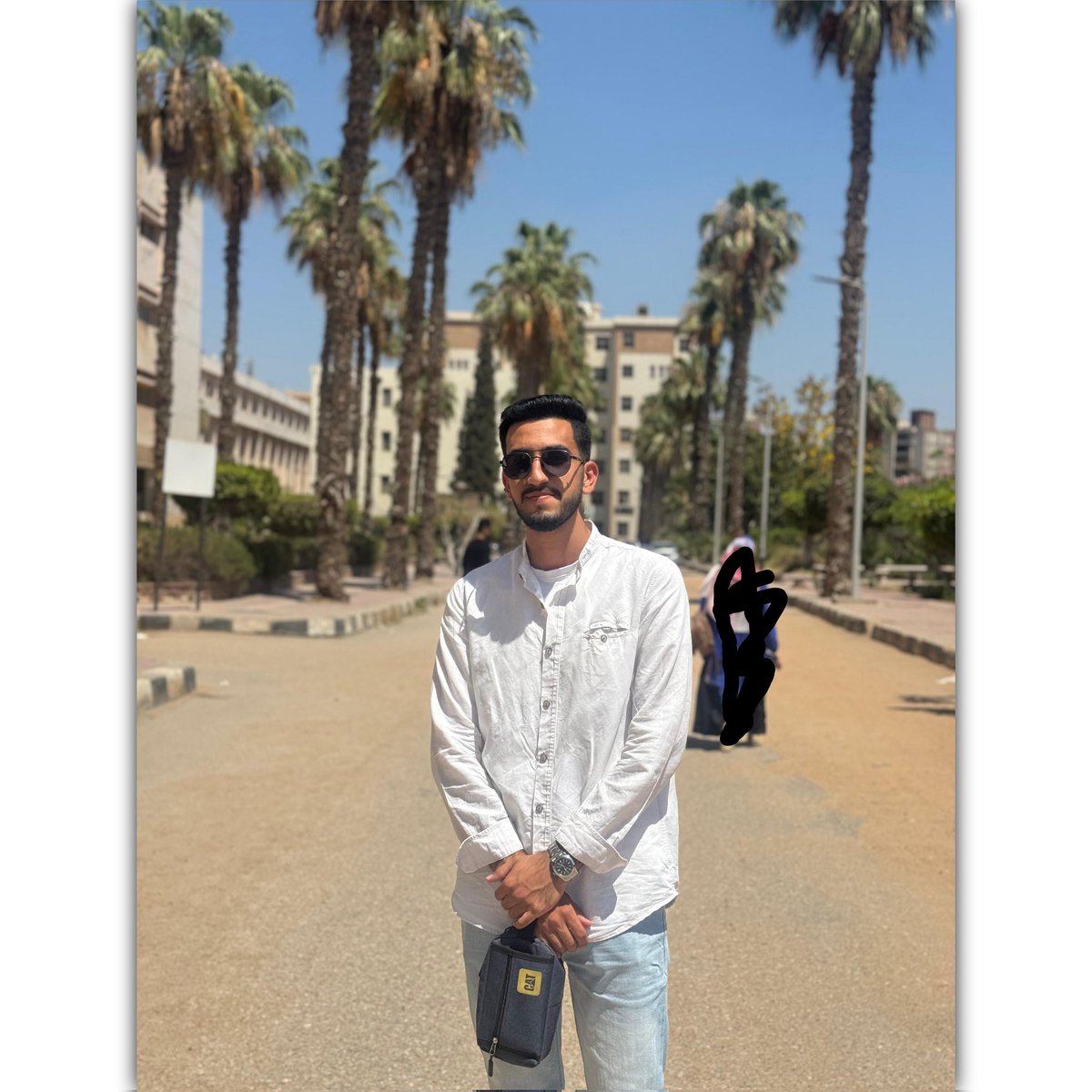 Mostafa_Bkkar3's tweet photo. عاطل الي يوم مش هتفرق😂☝️ https://t.co/V0TlEGDbCQ