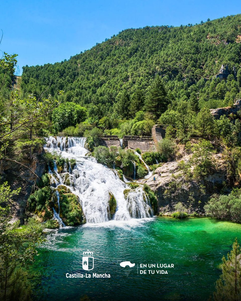 CDChiloeches's tweet photo. @turismoclm Relájate en sus aguas tranquilas, déjate llevar por la corriente de los ríos de montaña o simplemente disfruta de un día de sol junto a paisajes que quitan el aliento. ☀ 🏞️

@turismoclm
#EnUnLugarDeTuVida #CastillaLaMancha #TurismoCLM #ZonasdebañoCLM https://t.co/NqTyUWhXHB