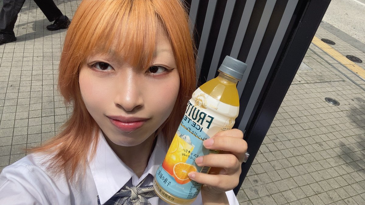 KohaneRuna's tweet photo. おはるな☀️

明日はついに初の！朗読劇、、！！
初の挑戦はいつも楽しみ🤭
下北沢STAR DUSTさん集合ね！！

暑くなるみたいだから水分補給忘れずに！
#アイドル #自撮り界隈 https://t.co/VzNSA3wHKH