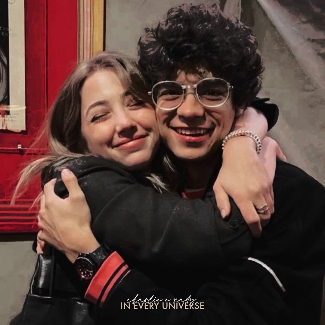 charlierwl's tweet photo. « if you die, I will never 𝐟𝐨𝐫𝐠𝐢𝐯𝐞 you! » 𝙘𝙝𝙖𝙧𝙡𝙞𝙚 wept and screamed to 𝒙𝒂𝒅𝒆𝒏. ⋆˚꩜｡ 💚 https://t.co/3ubsvqWsG5