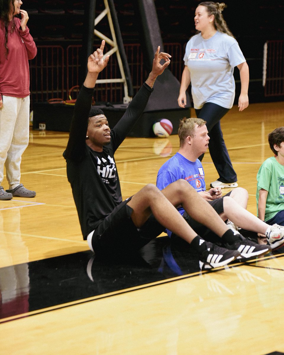 Winthrop_MBB's tweet photo. Thankful for the opportunity to hang out with our good friends at Bounce Out The Stigma this week! 

#ROCKtheHILL https://t.co/EiYRiDfCLT