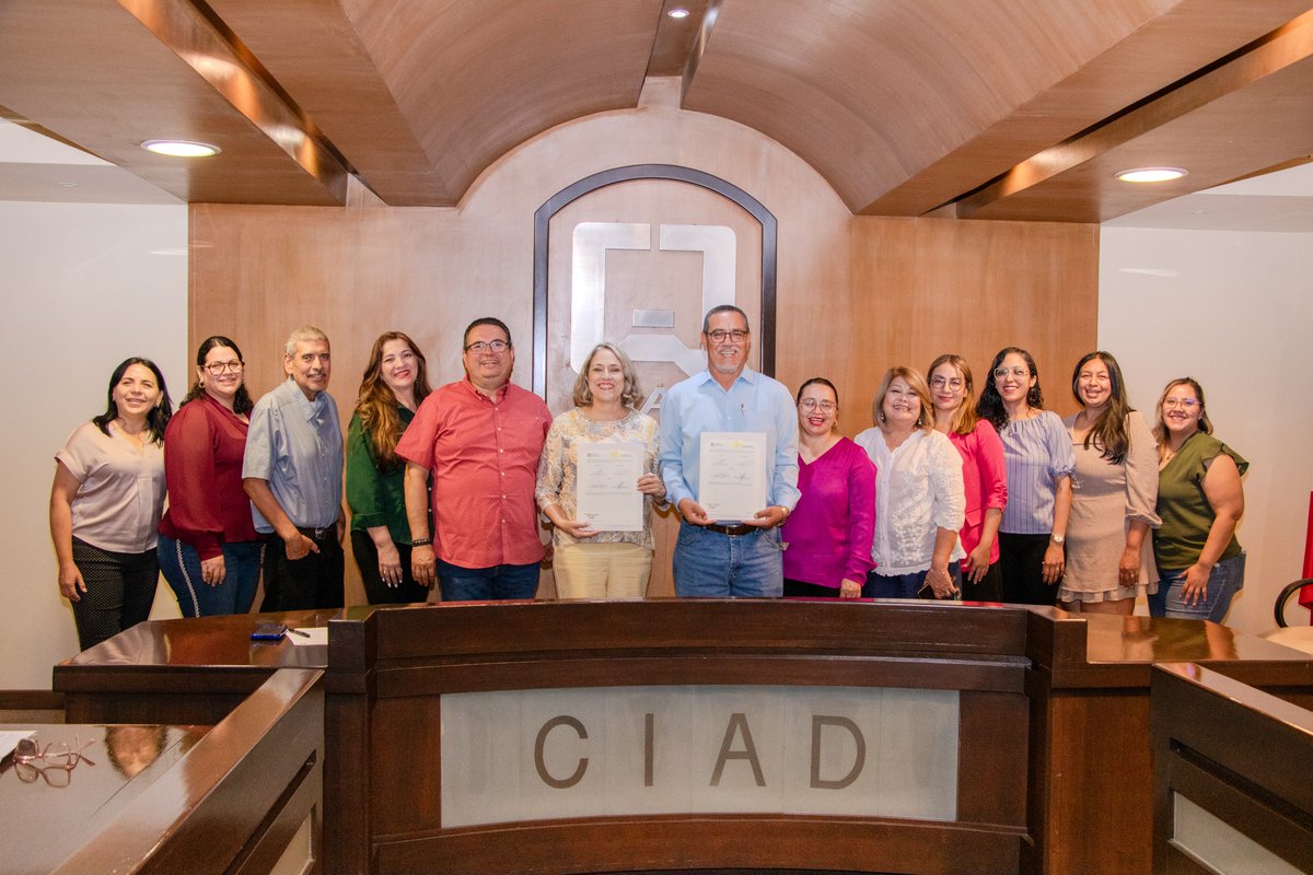ciadmx's tweet photo. Con el propósito de impulsar proyectos en los ámbitos humanístico, científico, tecnológico y de innovación, el #CIAD y el @cresonsonora firmaron un Convenio de Colaboración que permitirá fortalecer la formación de recursos humanos, la vinculación y el intercambio de conocimientos https://t.co/fub2PrLbiD