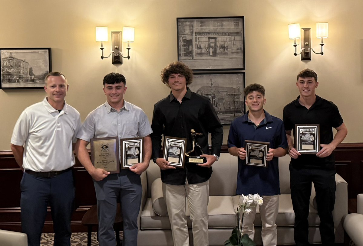 Fleming516's tweet photo. So proud of these boys! ⚾️
All-Section for all four of them! Class AA Player of the Year for @DrewLichtenber1 and Class AA Pitcher of the Year for Nick! 👏🏻 Well deserved Drew, Nick, RJ &amp; Vince! @MahopacBaseball @Mahopac_AD @MahopacSchools https://t.co/0HCBKk2aQn