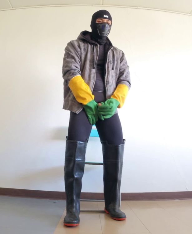 socksheath's tweet photo. บู๊ทยางยาว ถุงมือยางยาว เงี่ยนอีกแล้วครับ https://t.co/lNXVuKtEVf