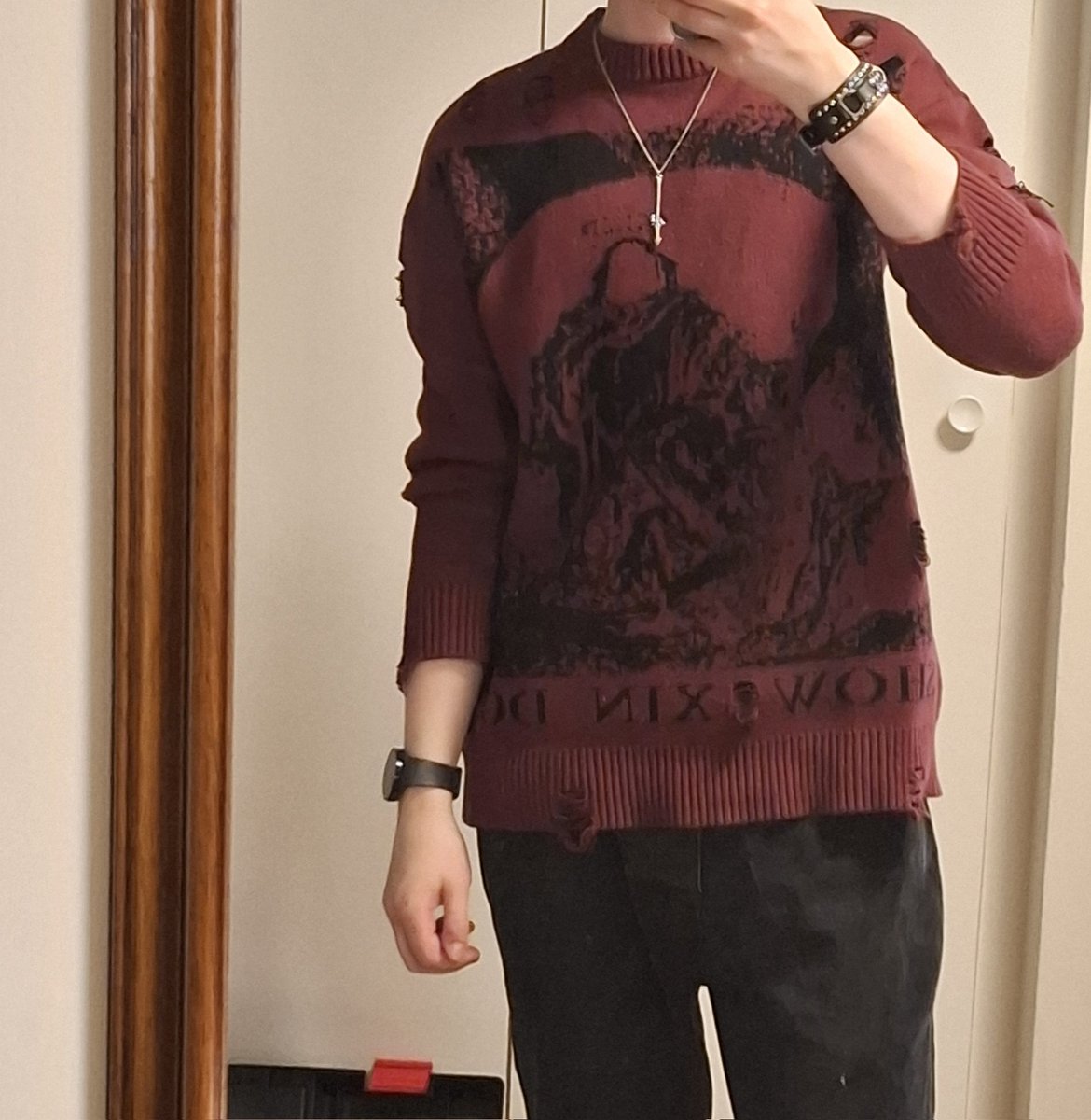 ThousandAgain's tweet photo. Hello thigh gap?!? Since when do I have a visible one while wearing pants?? Wasn't even intentional https://t.co/nhXQc41v8O