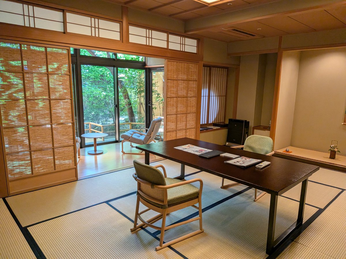 chatanavi's tweet photo. 「御宿かわせみ」
評判通りのお料理と
心配りが行き届いた
気持ちの良いお宿でした😊

＃飯坂温泉
＃御宿かわせみ https://t.co/f04iDmqj4e
