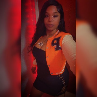 TheyCheerMookie's tweet photo. #NewProfilePic https://t.co/ZZdf9Pn1a8