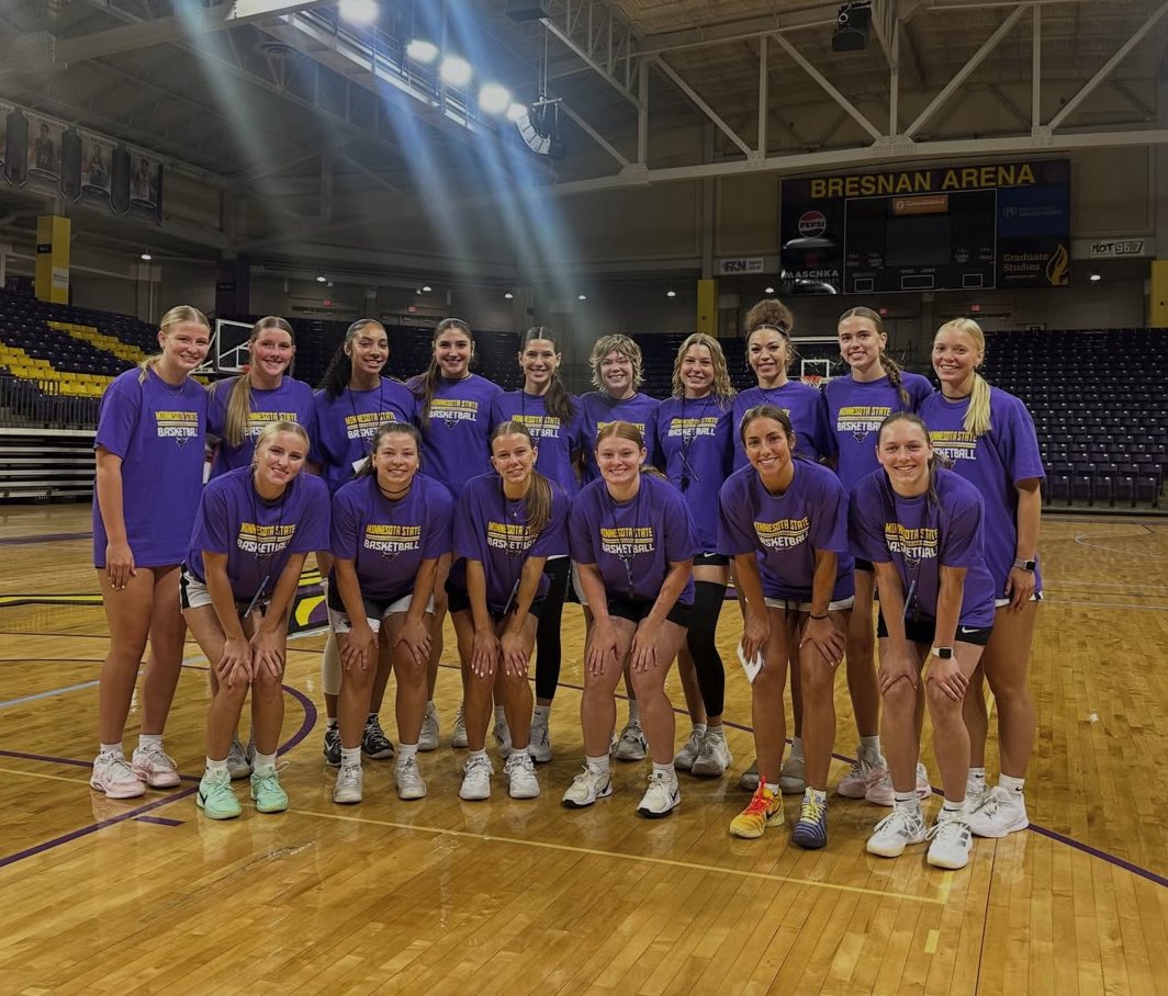 MinnStWBB tweet picture