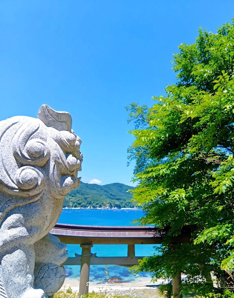 jdak2571's tweet photo. おはようございます
鳥居の向こうに
広がる海⛩️🌊 https://t.co/M9QBlh8EpP