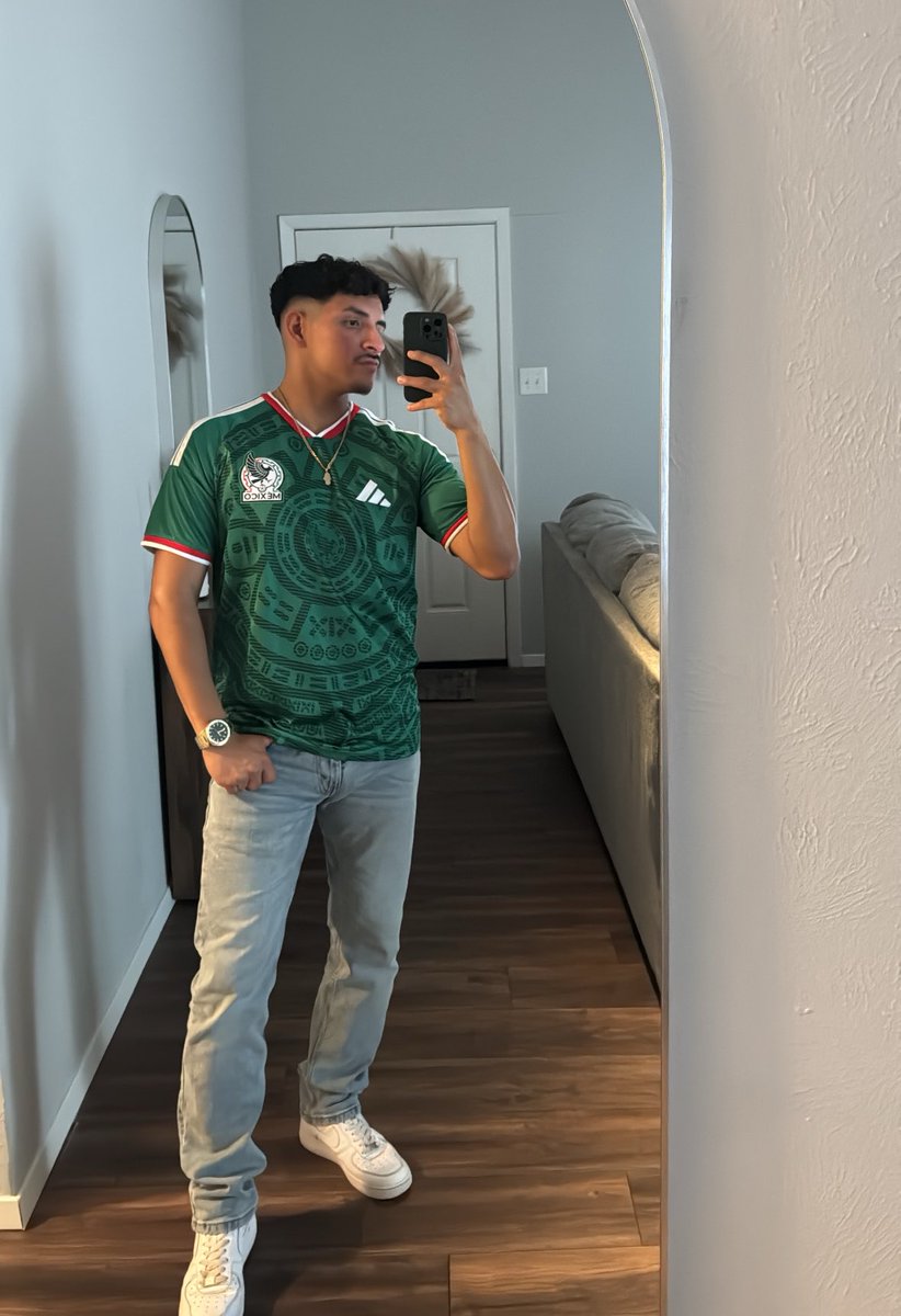 juang817's tweet photo. 🇲🇽⚽️ https://t.co/4blivvGPpy