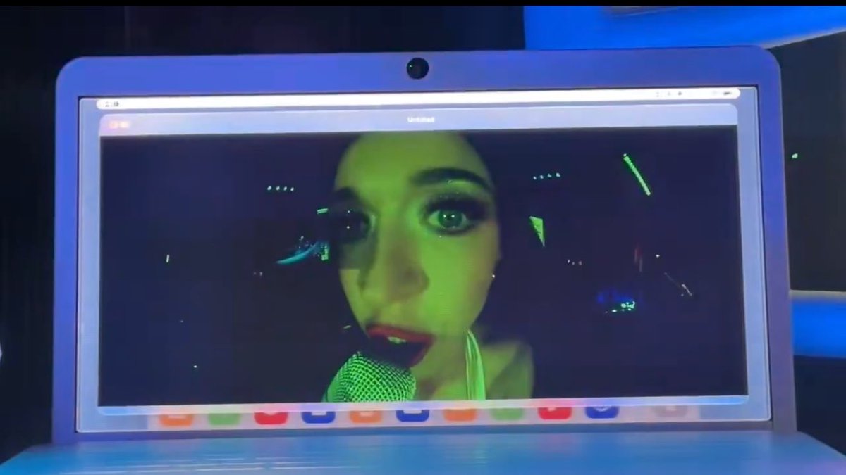 Portal Katy Perry tweet media
