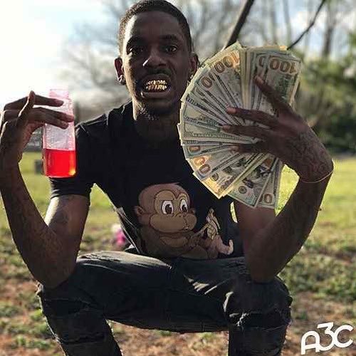 RapCatchUp's tweet photo. Pittsburgh, PA’s own #JimmyWopo, real name Travon DaShawn Frank Smart, was shot and killed 8 Years ago today, back in the year 2018. He was just 21. Rest Up🕊️💜 https://t.co/EcccUDQlP4