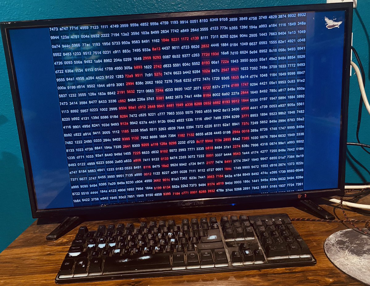 cowbeaus's tweet photo. hey guys i downloaded an exe file off a forum somewhere and this popped up when i ran it. am i in danger https://t.co/LlwHh78ktG