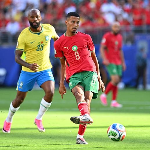 golsdobrasil1's tweet photo. 🇲🇦🗣️ Ounahi, meia do Marrocos, sobre jogo contra a Escócia:

"O jogo de amanhã (sexta-feira) será mais importante e, eu diria, ainda mais difícil do que o jogo contra o Brasil. Agora vamos enfrentar um time mais físico, que já tem três pontos, e não podemos esquecer disso. Vai ser um tipo diferente de futebol comparado ao Brasil: eles jogam na bola longa, não têm medo de jogar duro. E precisamos vencer, para que a terceira partida seja um pouco mais fácil para nós"

Via: @geglobo 
📸 Getty Images
