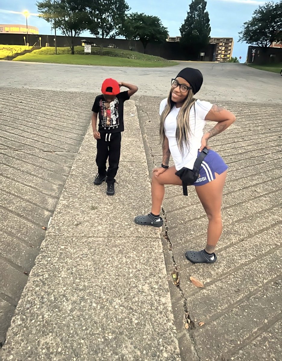 TeKeilaDrake's tweet photo. Me &amp; My Young’n https://t.co/t8iVVRvkHN