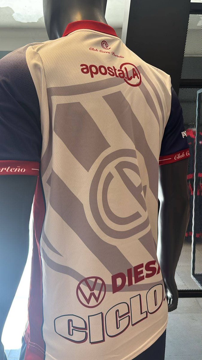 cerro_fans's tweet photo. 😍 ¡La camiseta retro del momento! 🔴🔵
📏 Disponible SOLO en talle G/L 👈
⚠️ Leer bien: disponible únicamente en talle G/L
📦 Solo 10 unidades disponibles 👈
🛵 Contamos con Delivery y 🚛 envíos a todo el Paraguay 🇵🇾
📲 Pedidos y consultas:
0983 886 899 📞 https://t.co/ozHhyk1MIN