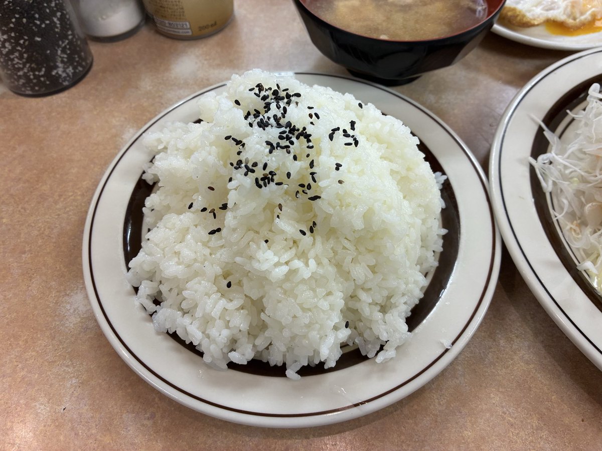 m41_t04's tweet photo. 洋庖丁 板橋店
濃いめの味付けでライスがすすむ
がっつりのコショウがたまらん。 https://t.co/4wHWZaGxv3