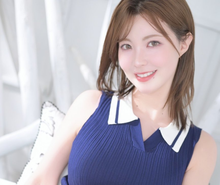 so_miura_nana's tweet photo. 実は私、もう作品が4本出ています🤭💕

1本目は初々しさ全開。

2本目は初めてのお芝居に挑戦🎬

3本目は「あざとい主婦？」それとも「天然な主婦？」🏠

そして4本目では… https://t.co/z93oqVmyMM