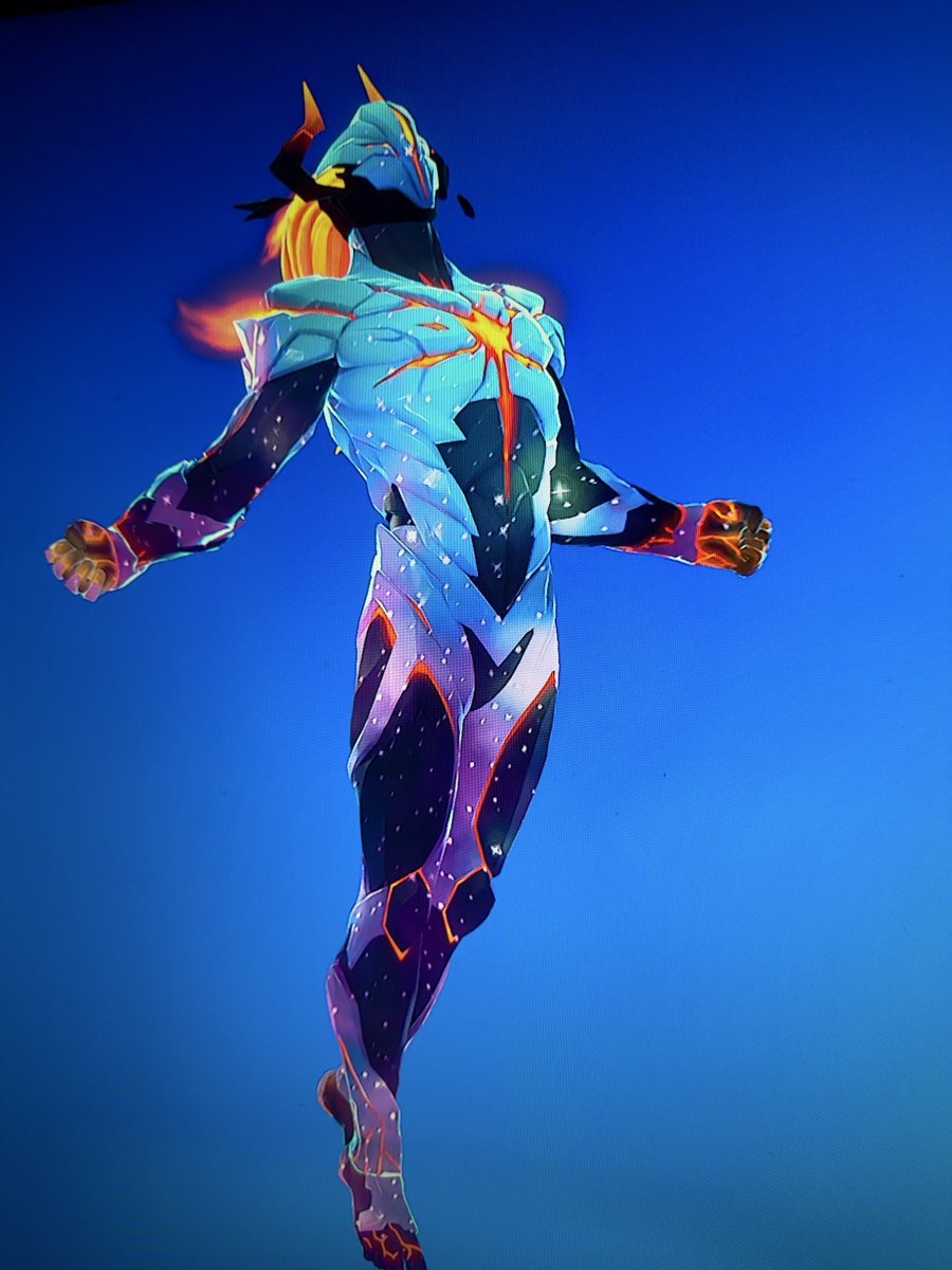 TheLastTorvo's tweet photo. Since when did all these become so blue? They look awful! 😞 @Fortnite @FortniteStatus #fortniteruners #fortnite https://t.co/8xonKRsJzQ