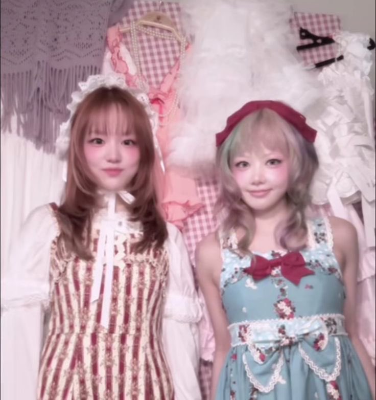 cosmicxgals's tweet photo. If you like strawberry ice cream, you should try cocaine https://t.co/tAVcYHGAEH