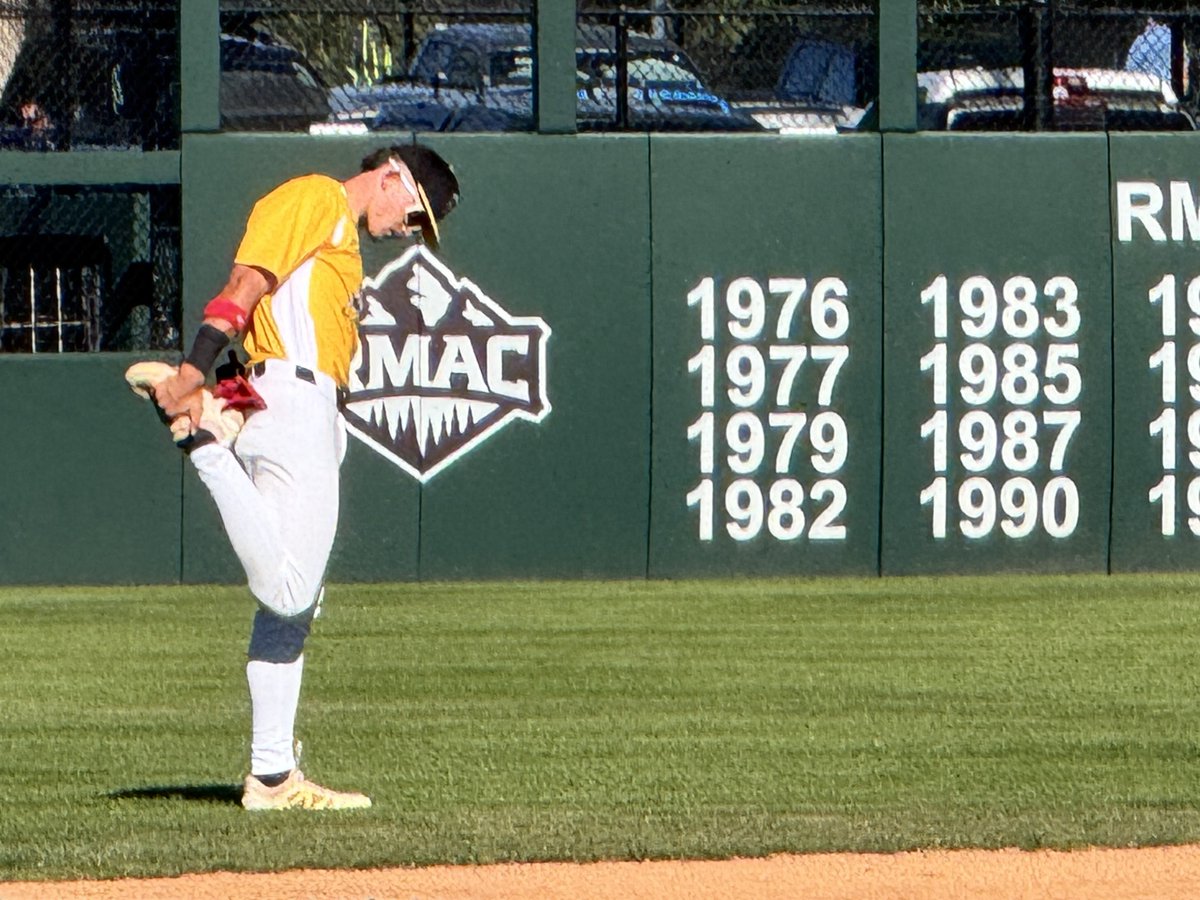 erjacobson_3's tweet photo. Great night for some @RMOysters baseball.

Playing at @CMUMavsBaseball Hamilton Ballpark. Beautiful spot.

Go Oysters! https://t.co/m5pKEgSTpB