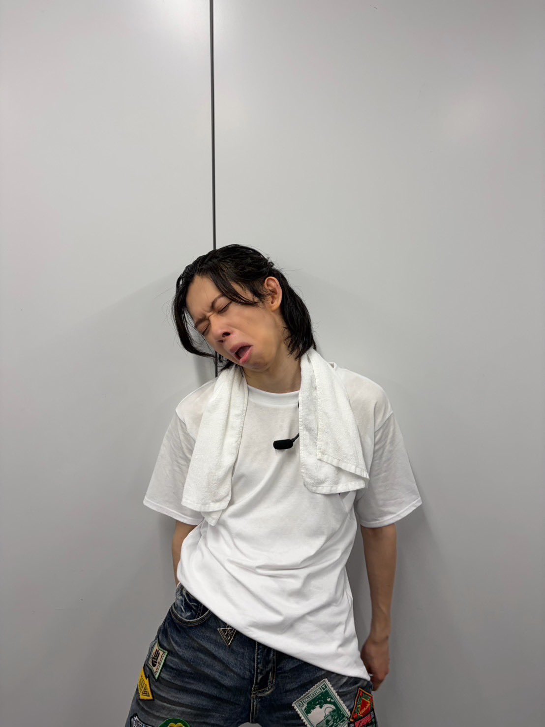 Post / X