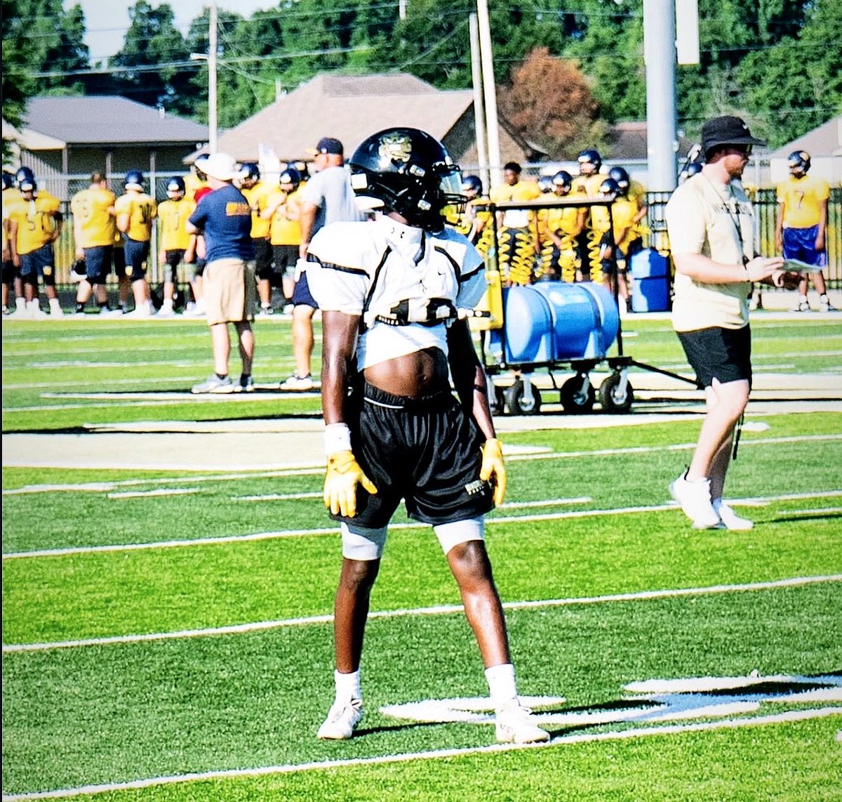 Kingston Crockett tweet media