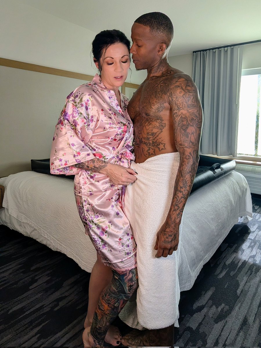 KummingKaden's tweet photo. What happens when @DanteDiggz experiences his very first Nuru Massage? 😏

You'll have to tune in and find out...

Dropping tomorrow 👀🔥 https://t.co/BHW72YZSkn
