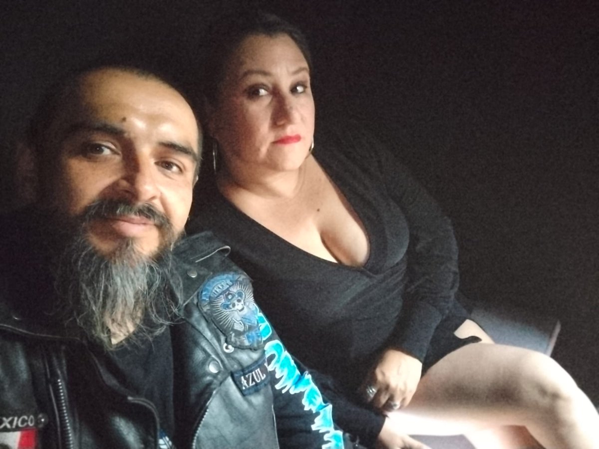 roxypacosw's tweet photo. Presentes en la inauguración de Bulldog Café. Vamos a pasarla bien https://t.co/4lymH4HfeA